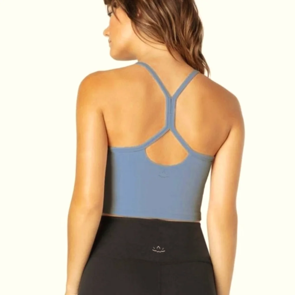 ๐งโโ๏ธ Beyond Yoga Supplex Slim Racerback Cropped Tank - Picture 4 of 15